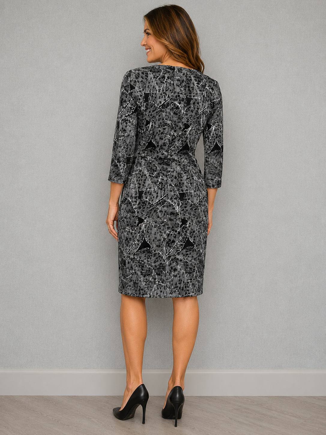 Phase Eight Black & White Leaf Print Sheath Dress UK 10 - Preloved
