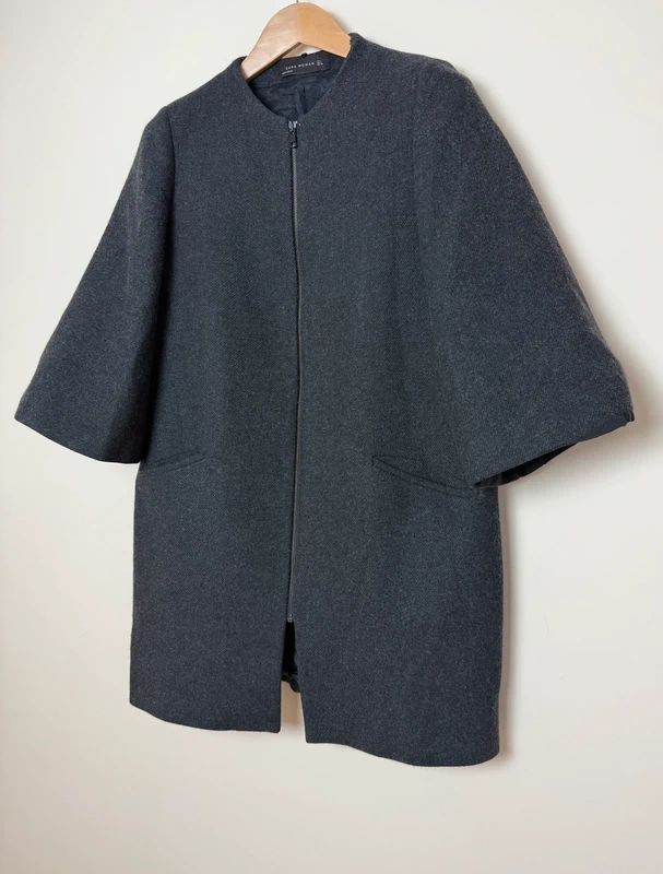 Zara Woman Charcoal Cape Peacoat Wool Blend Large Zip Up Bell Sleeve