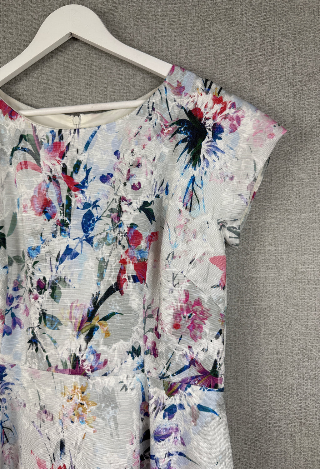 CC Petite White Floral Fit & Flare Occasion Dress UK 18 - Preloved