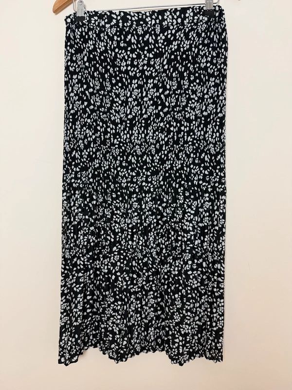 Topshop Black White Print Pleated Maxi Skirt Elasticated Waist UK10