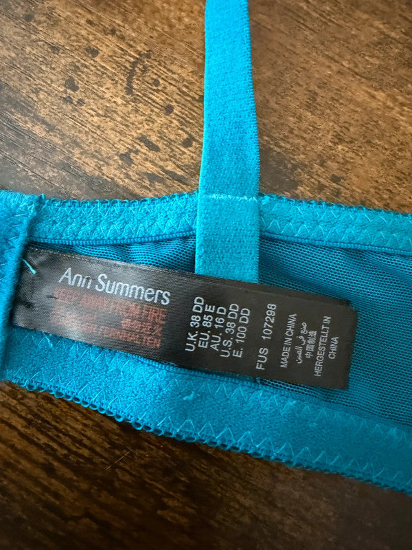 Ann Summers Underwired Plunge Bra - 38DD