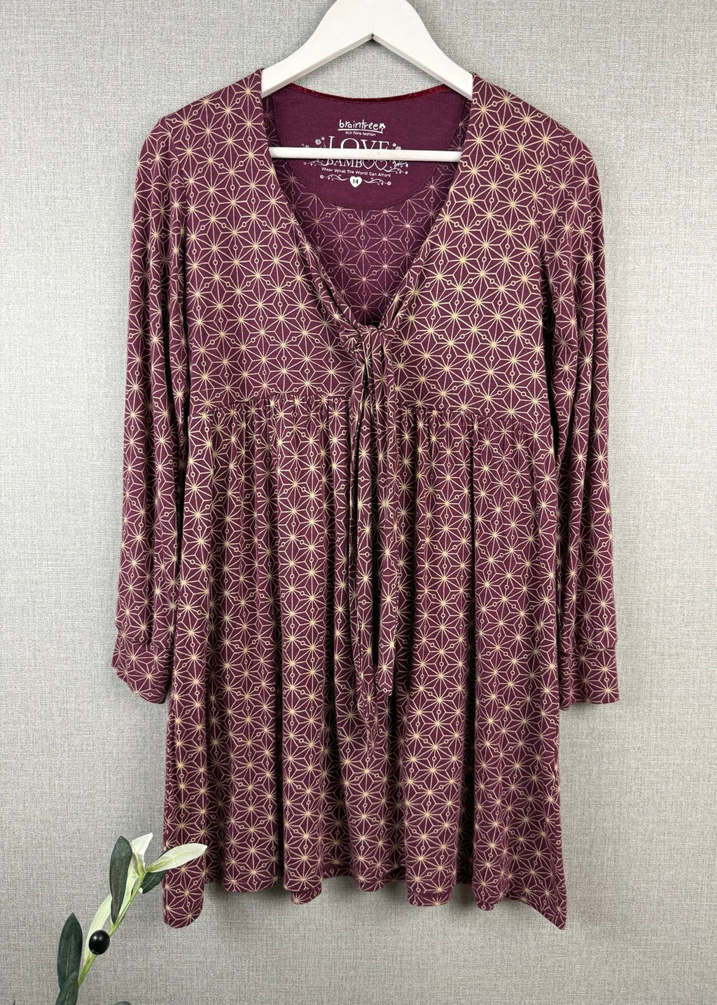 Braintree Love Bamboo Plum Purple Geometric Longline Tunic Top – UK 14 – Pre-Loved