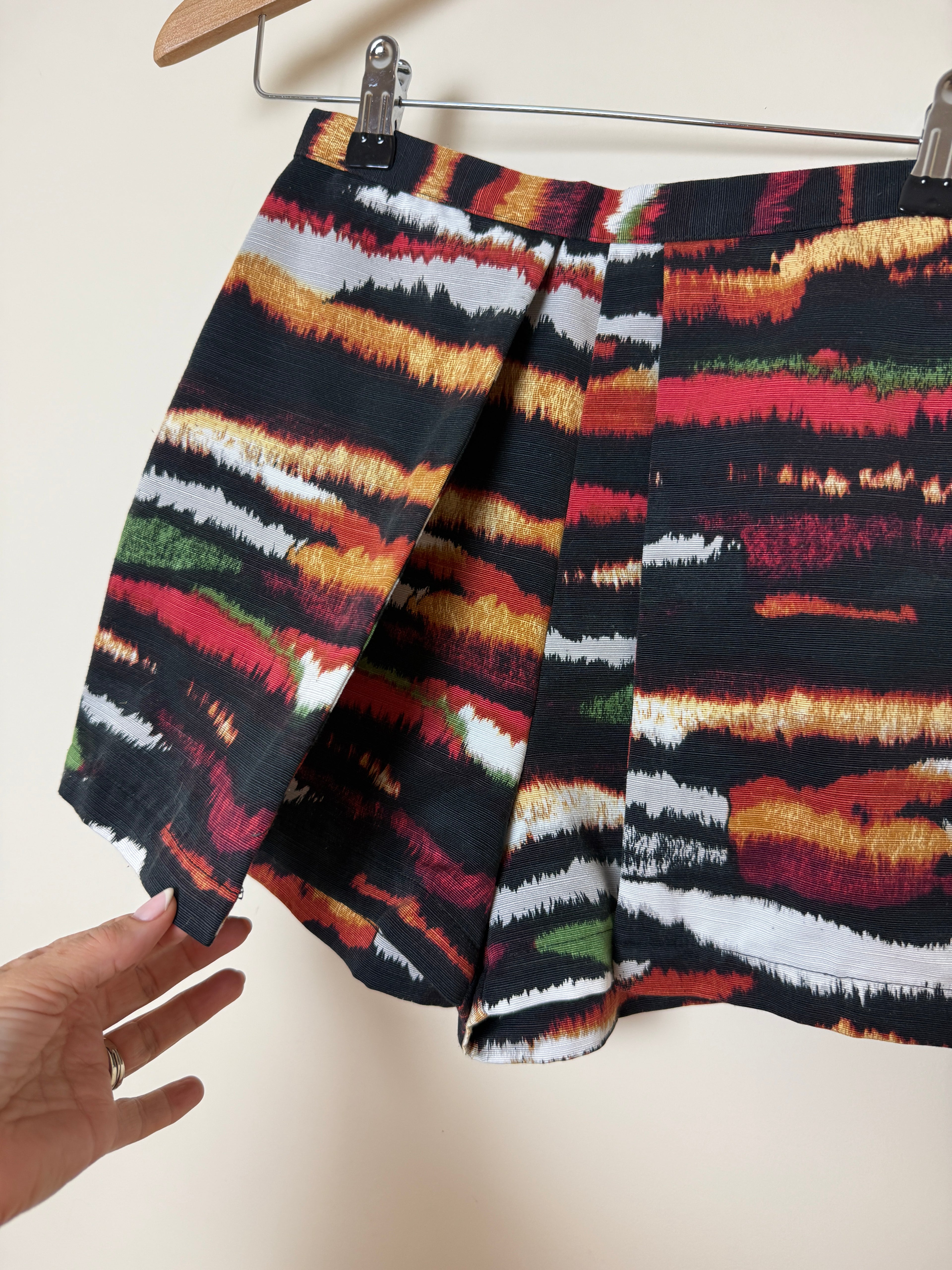 Topshop Multicolour Patterned High Waisted Skort Size UK 8