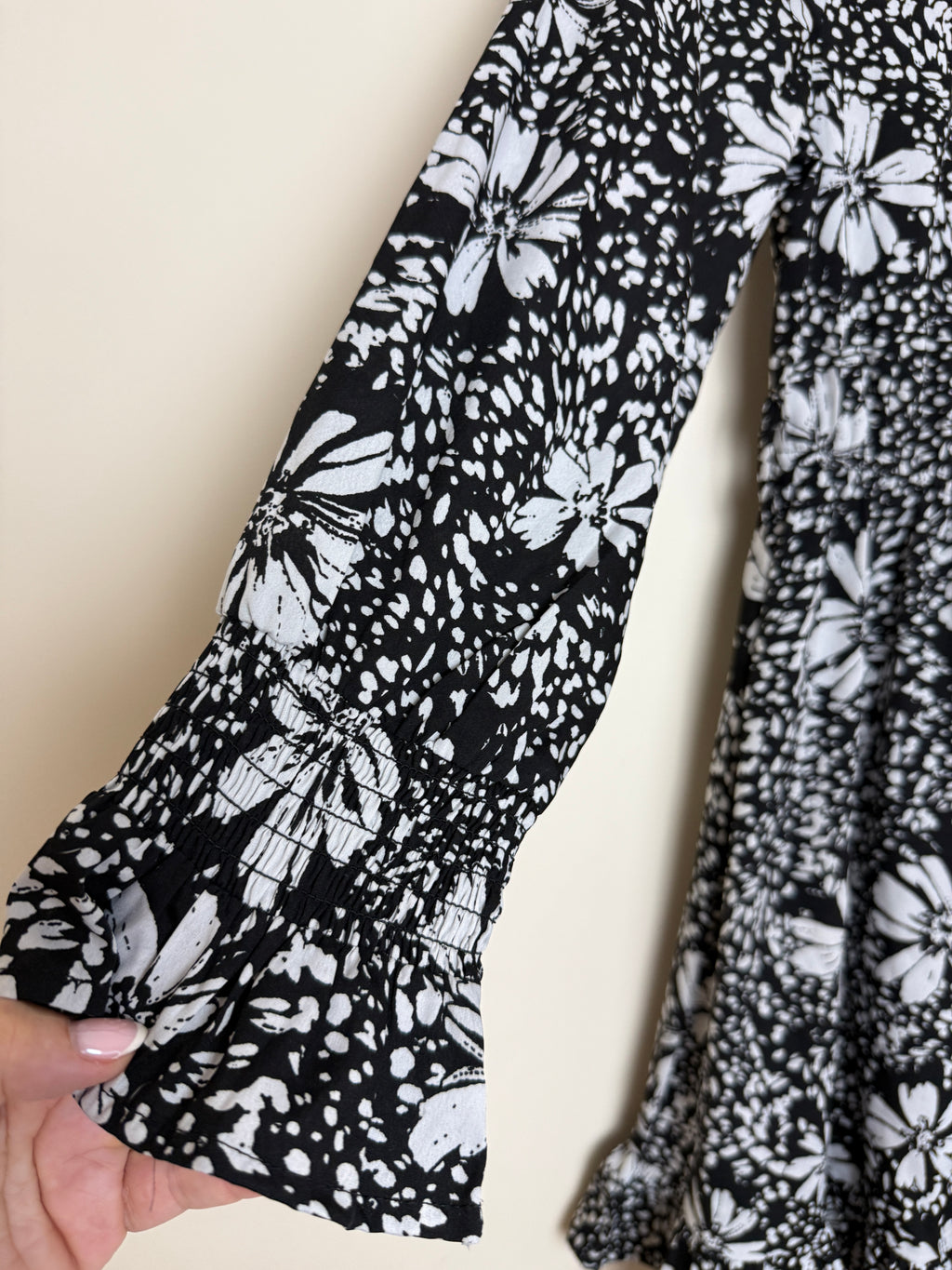 New Look Petite Black White Floral Ruffle Dress Tiered Elastic Waist UK4
