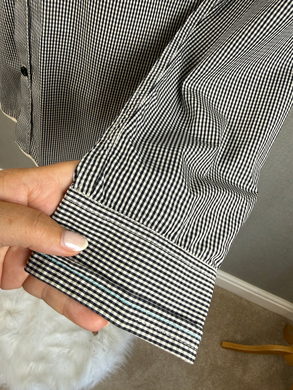Descendant of Thieves Gingham Shirt Medium – Preloved