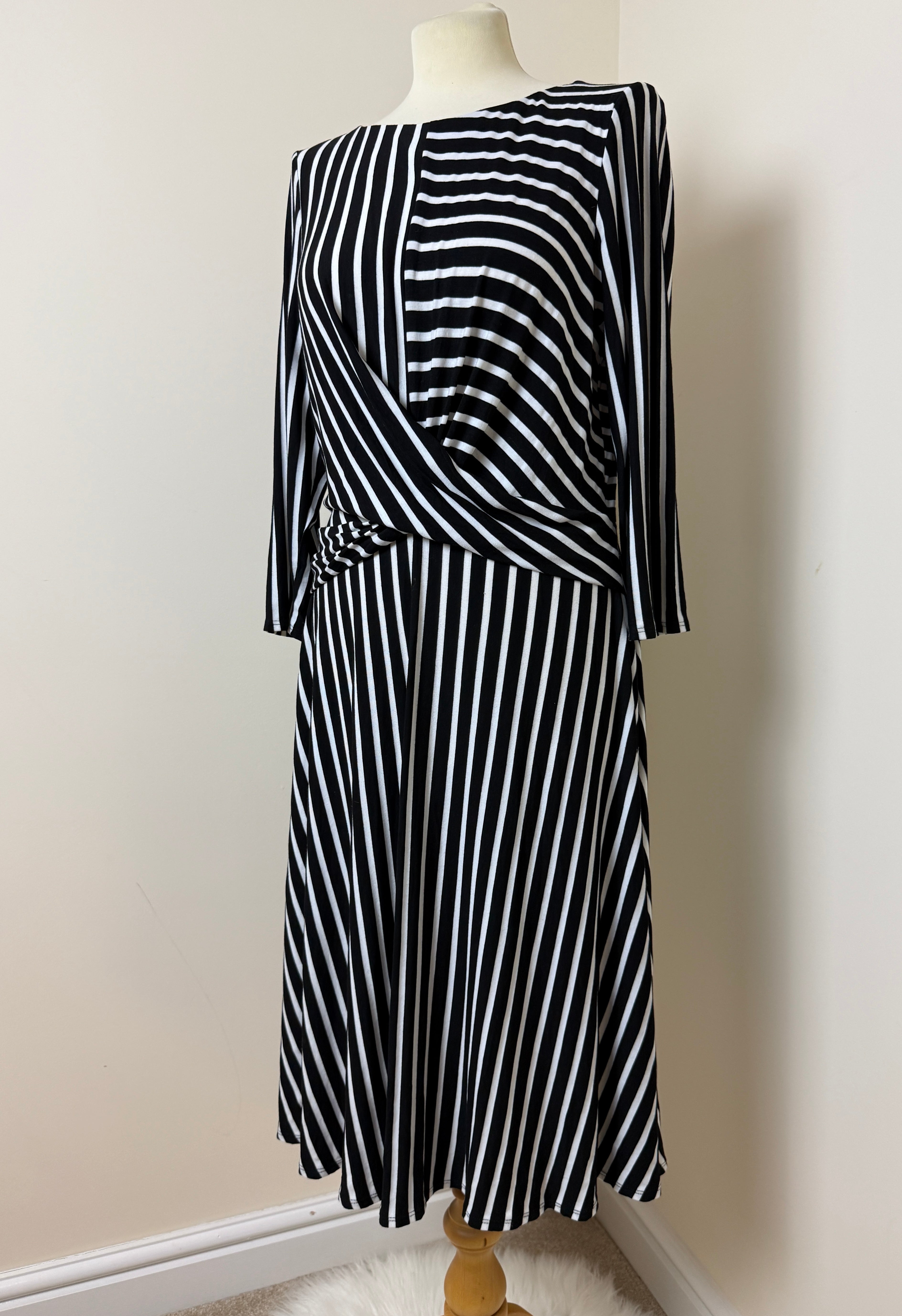 Wallis Black White Stripe Twist Front Midi Dress UK14