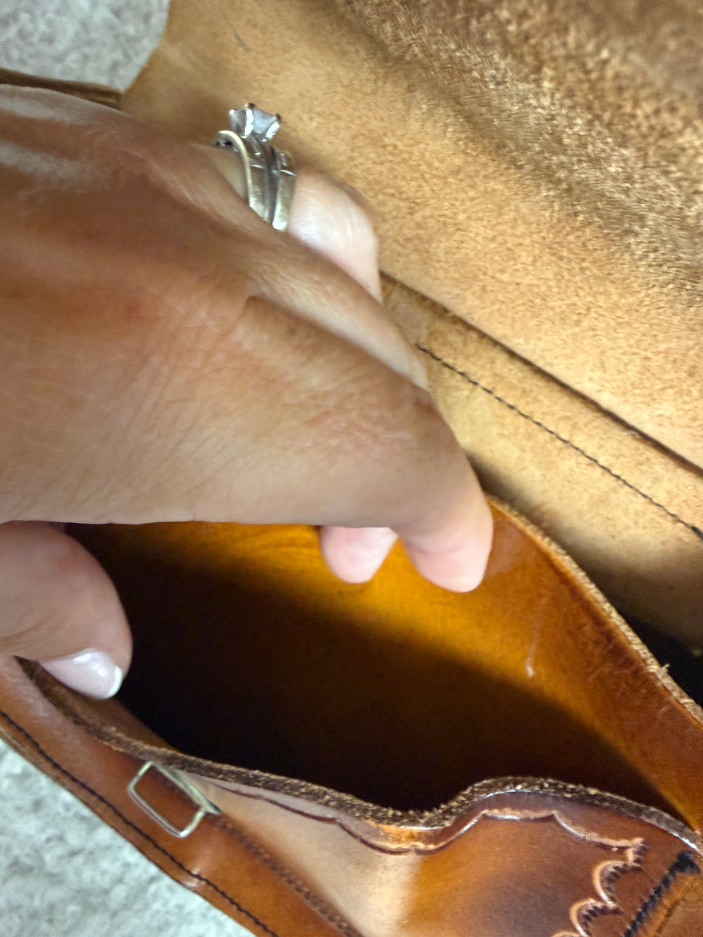 Vintage Brown Leather Crossbody Saddle Bag 9” x 8” – Preloved