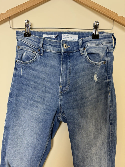 Bershka Valeria Skinny Distressed Ripped Jeans - UK8
