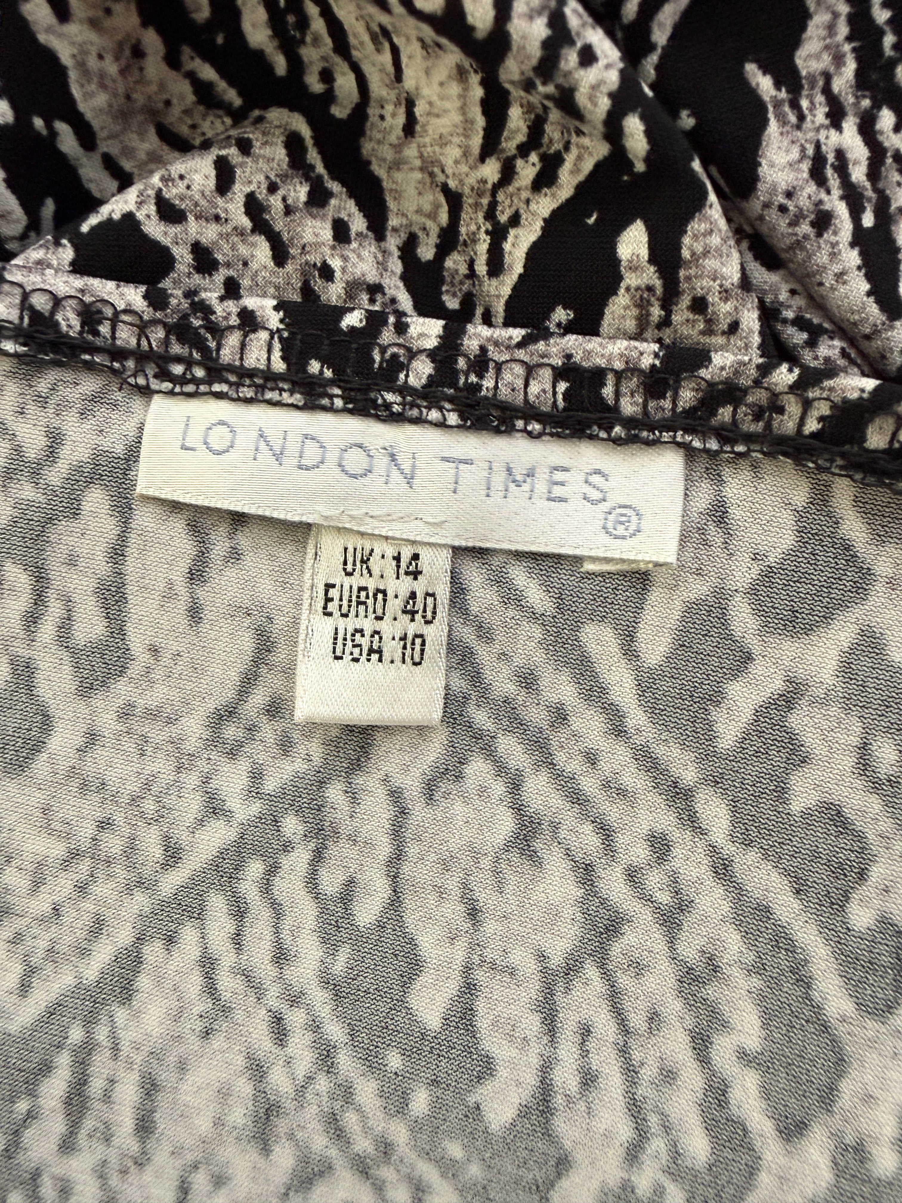 London Times Black White Wrap Dress UK 14 V Neck 3/4 Sleeve Stretch