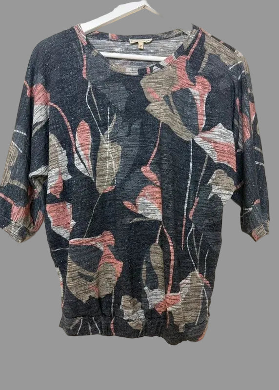 Phase Eight Navy Floral Batwing 1/2 Length Sleeve Top - UK8