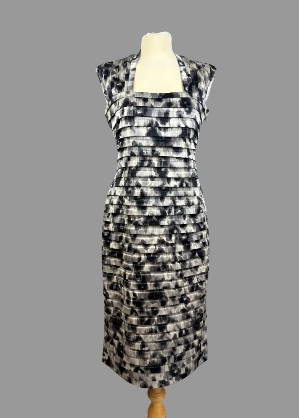 Gina Bacconi Abstract Print Pleated Occasion Dress UK 14 - Preloved