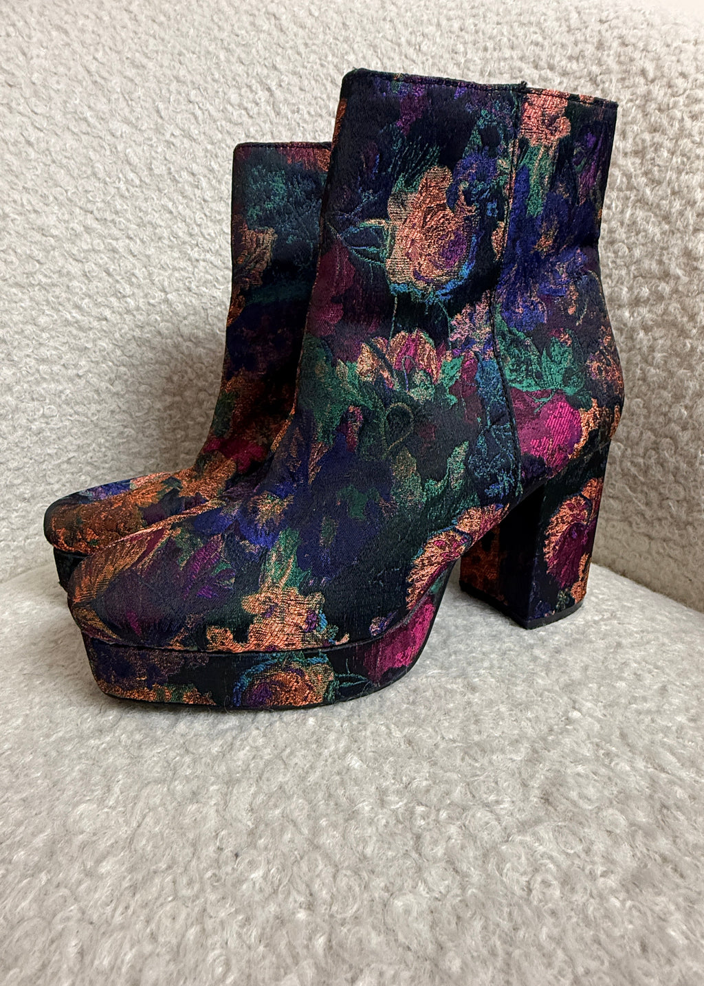 Primark Floral Jacquard Platform Ankle Boots – UK 5 - Preloved