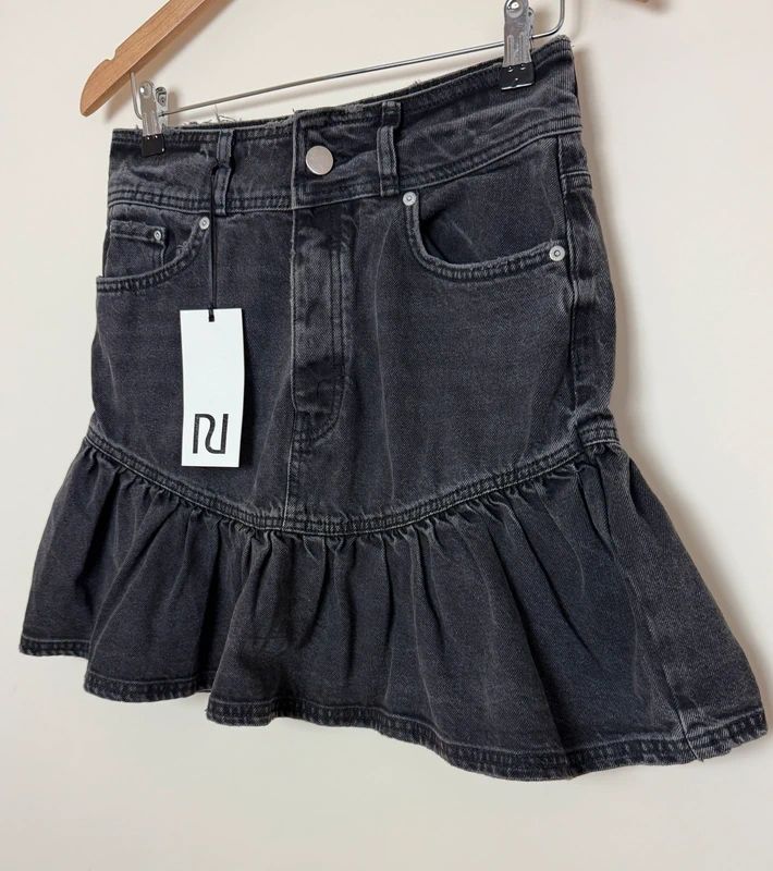 River Island Black Denim Mini Skirt Frill Hem Ra Ra Y2K UK 12 BNWT