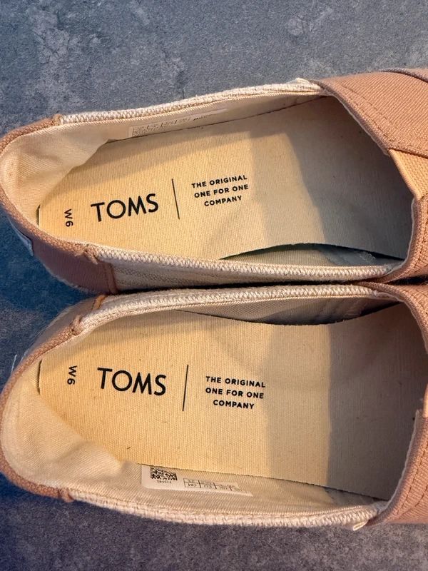 TOMS Beige Canvas Alpargata Slip On Espadrilles UK 4 Womens Casual Shoes New