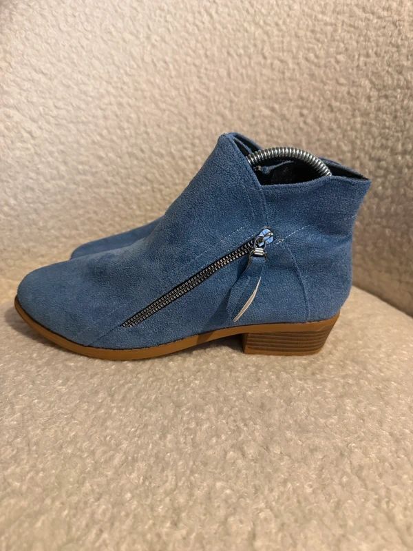 Okbop Brand New Suede Effect Light Blue Ankle Boots - UK7.5 EU41