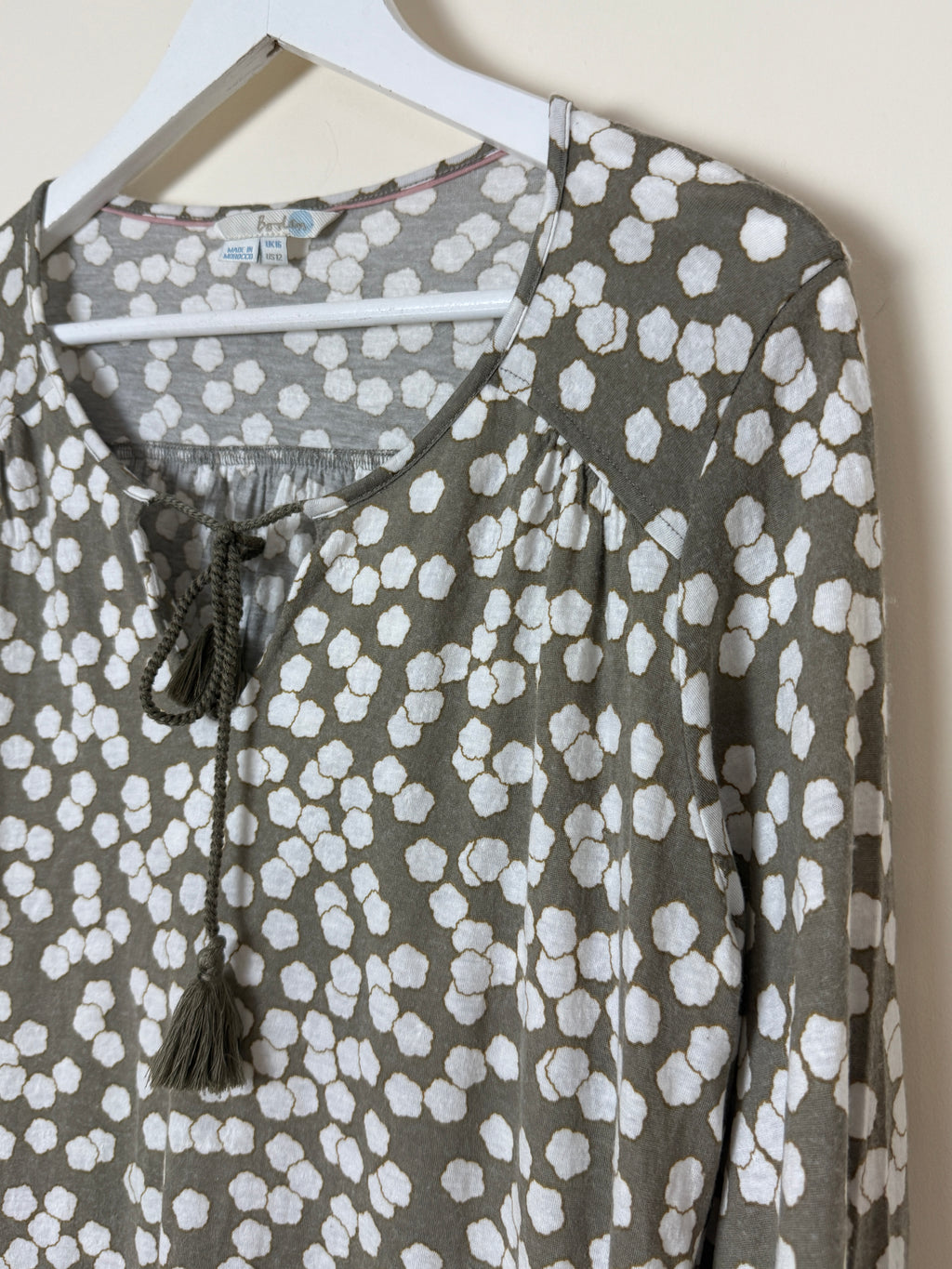 Boden Beige White Spot Print Tassel Tie Top UK 16
