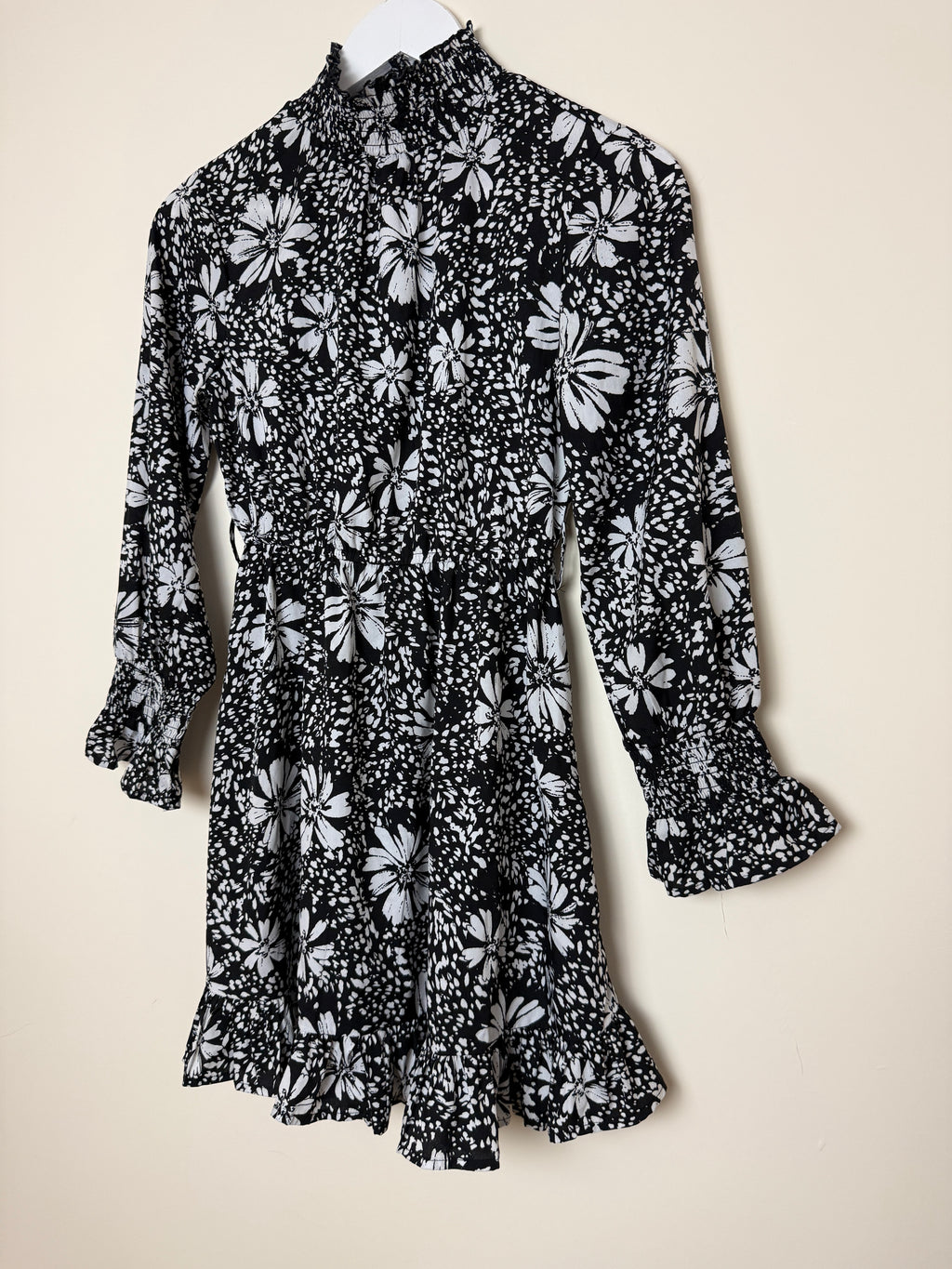 New Look Petite Black White Floral Ruffle Dress Tiered Elastic Waist UK4