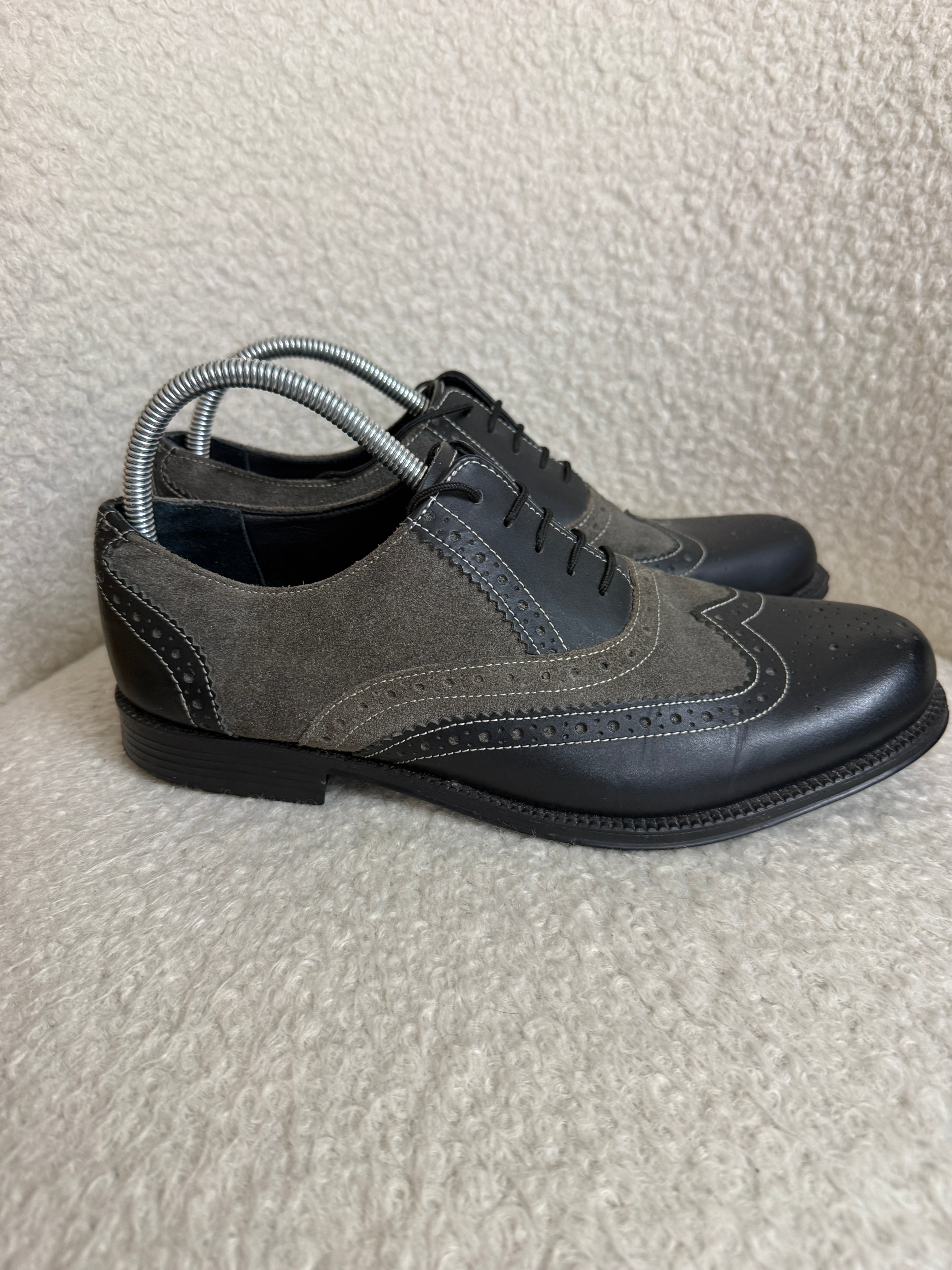 Clifford James Black & Grey Leather Suede Brogue Shoes UK 9- Preloved