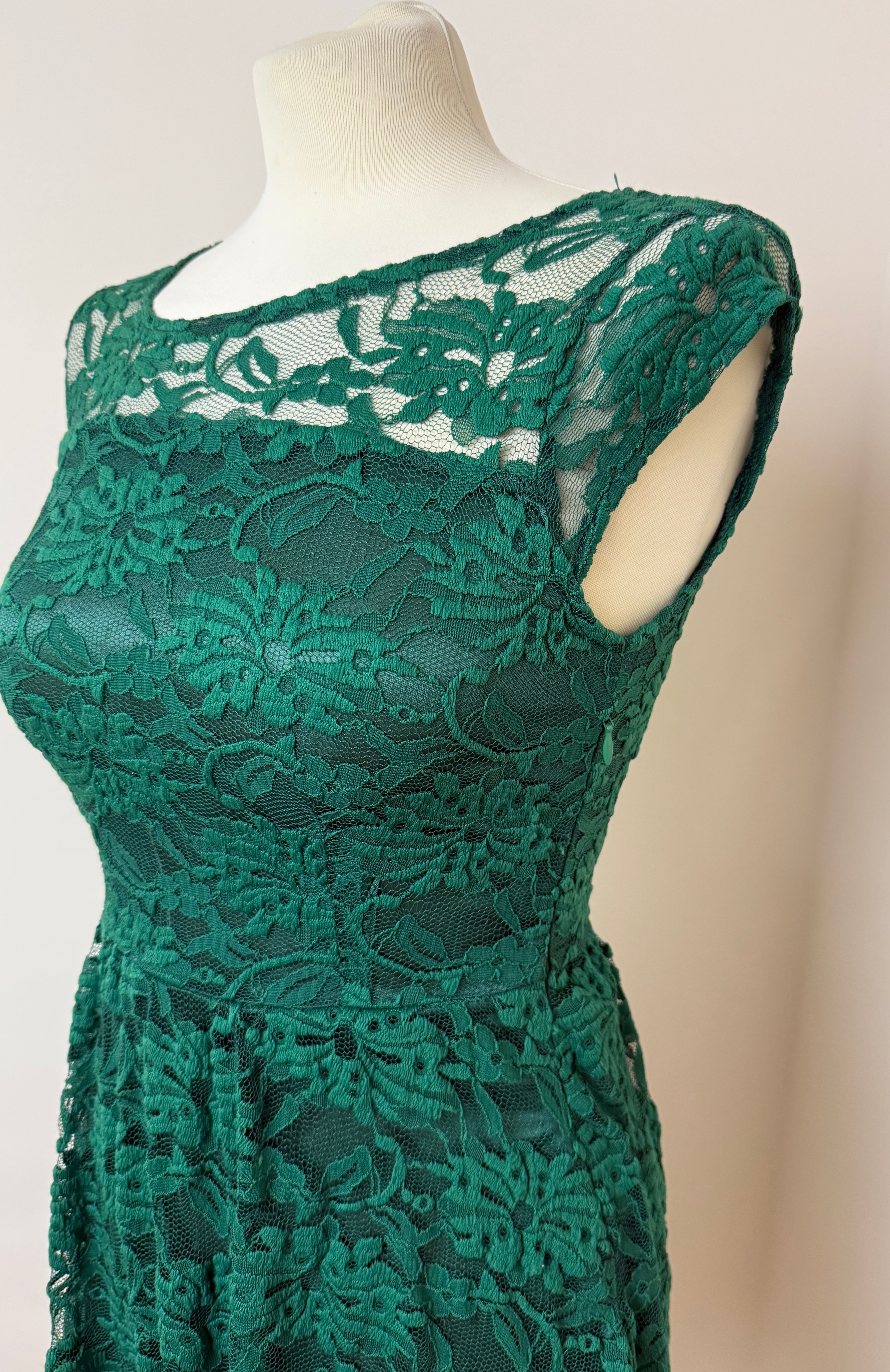 Tenki London Green Lace Skater Dress Size 8 – Bowtique Preloved
