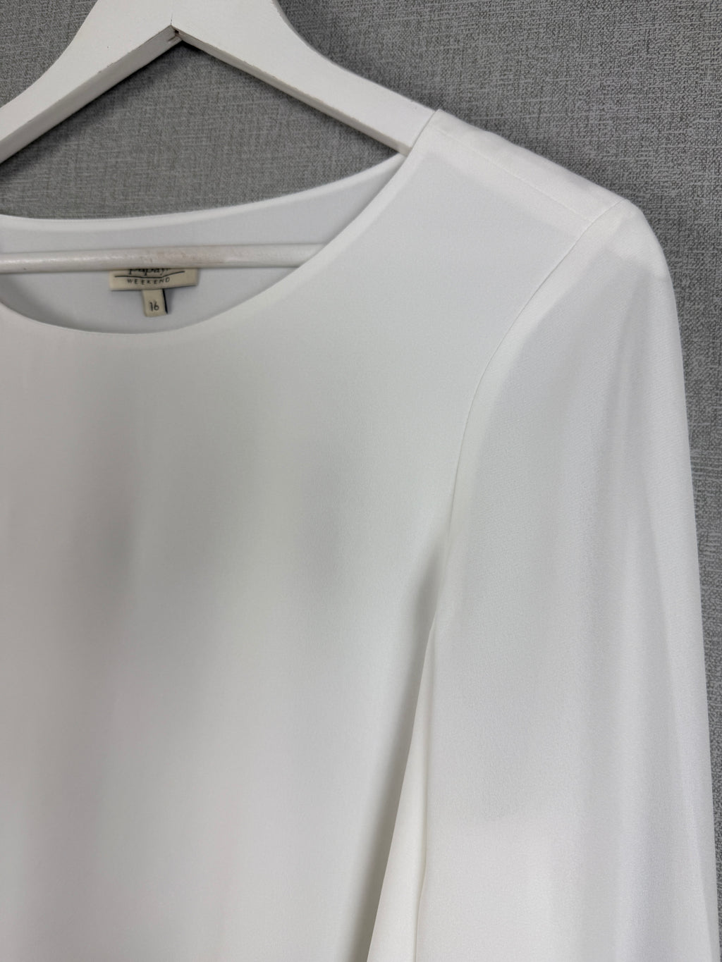 Papaya Weekend White Layered Bell Sleeve Blouse UK 16 – Preloved