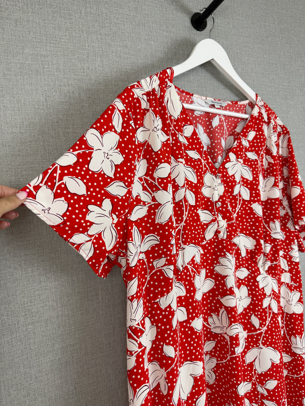 Bonmarché BNWT Red Floral Polka Dot Midi Dress Size 24