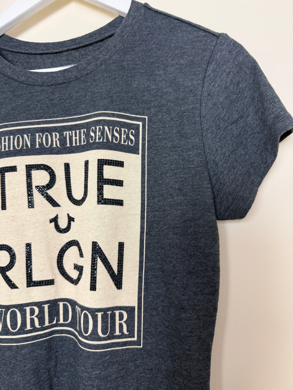 True Religion World Tour Graphic T Shirt Medium Charcoal Rhinestone