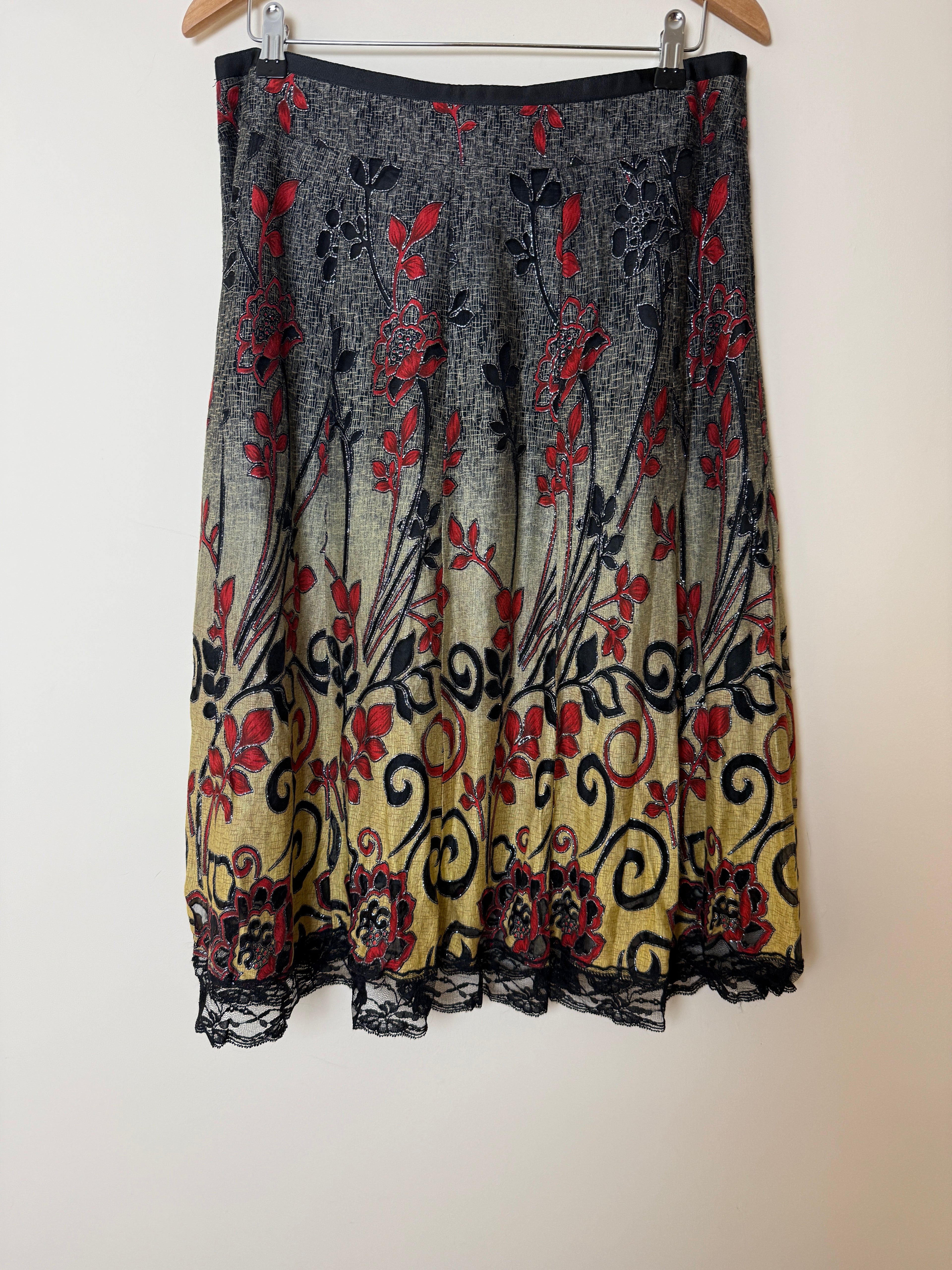 Vintage Floral Boho Midi Skirt Lace Hem Festival Artsy UK XL