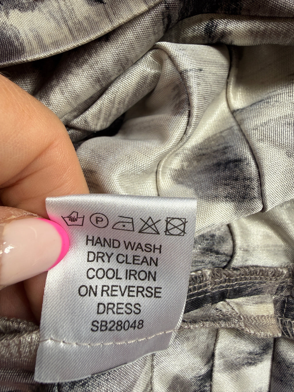 Gina Bacconi Abstract Print Pleated Occasion Dress UK 14 - Preloved