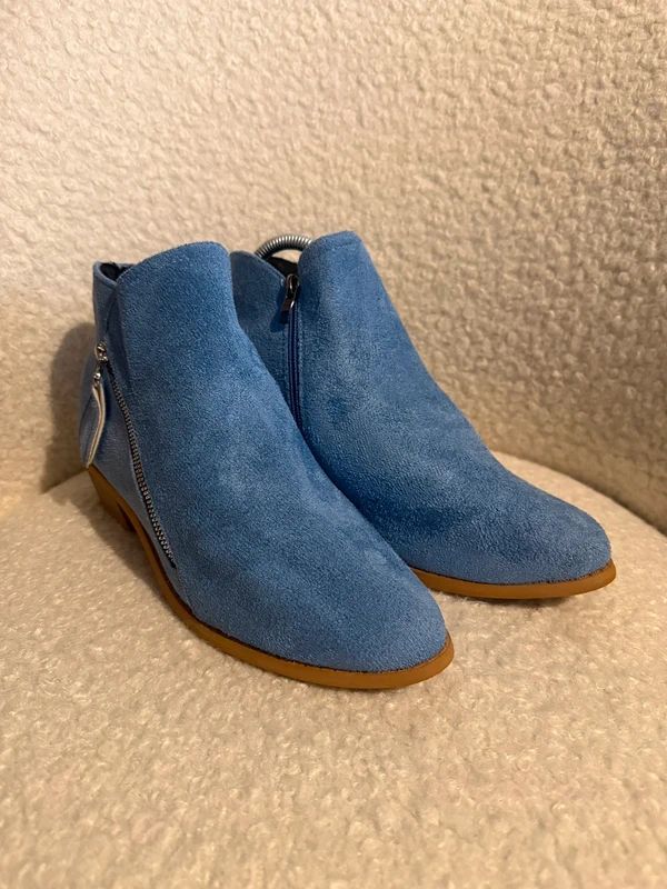 Okbop Brand New Suede Effect Light Blue Ankle Boots - UK7.5 EU41