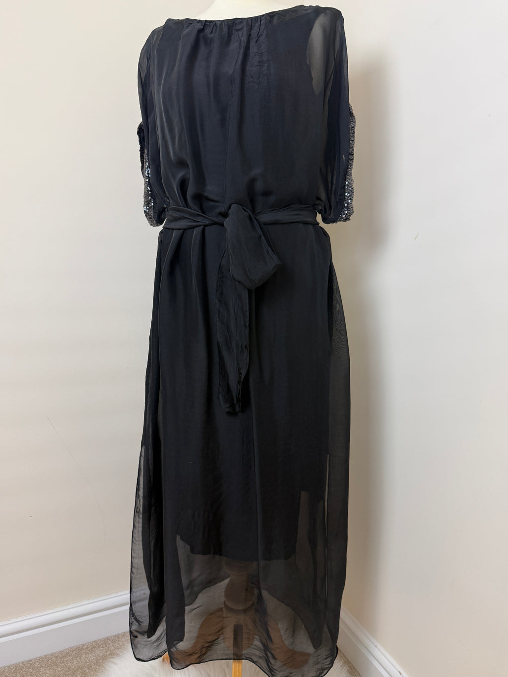 Santa Made In Italy Black Sheer Sequin Sleeve Midi Dress