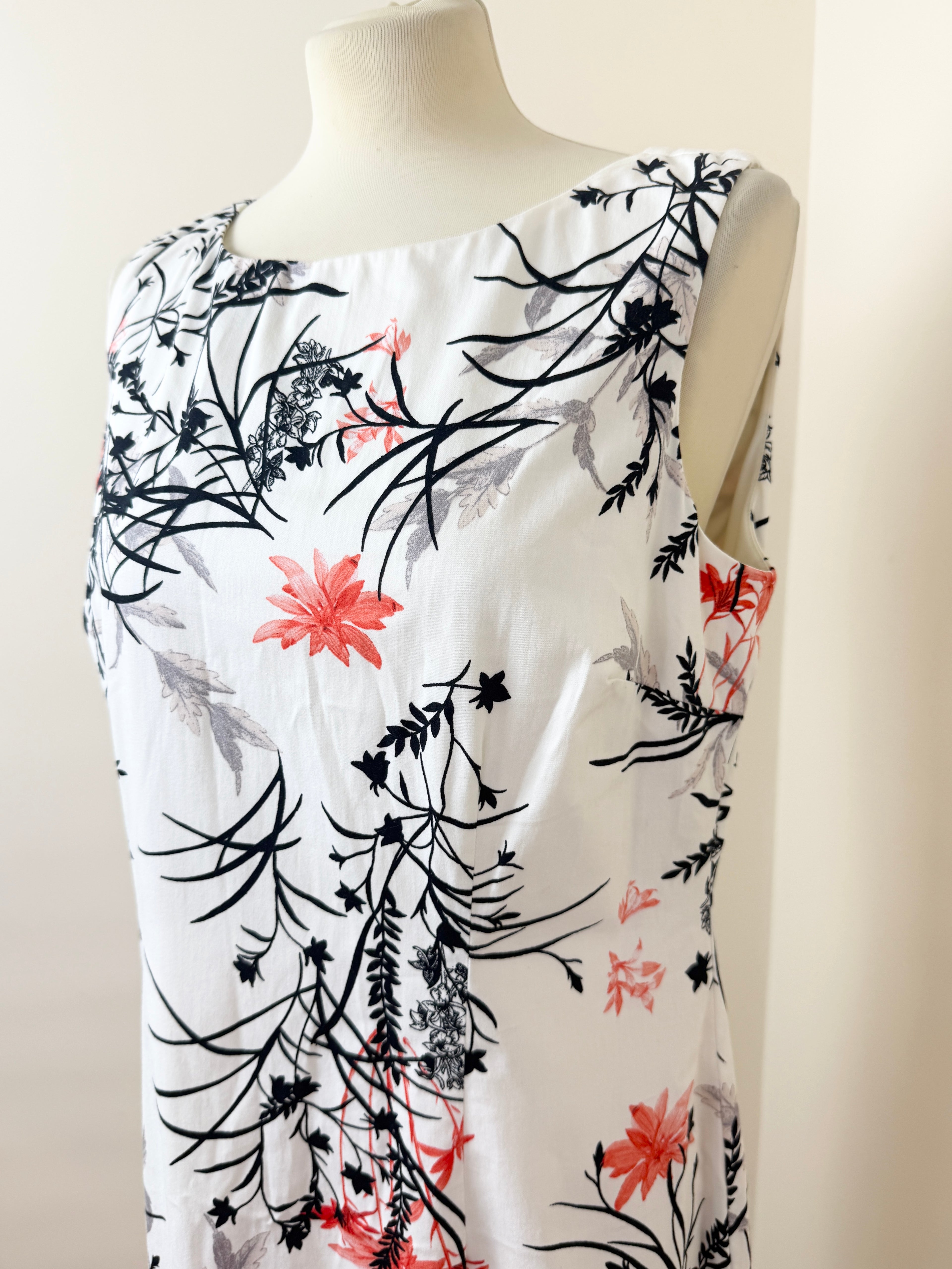M&S Ivory Floral Pencil Dress UK14 Sleeveless Scoop Neck Structured Stretch