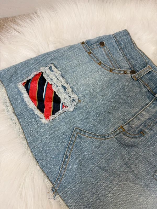 Girls Stuff Hilary Duff Y2K Patchwork Denim Micro Mini Skirt Studded Low Rise W24