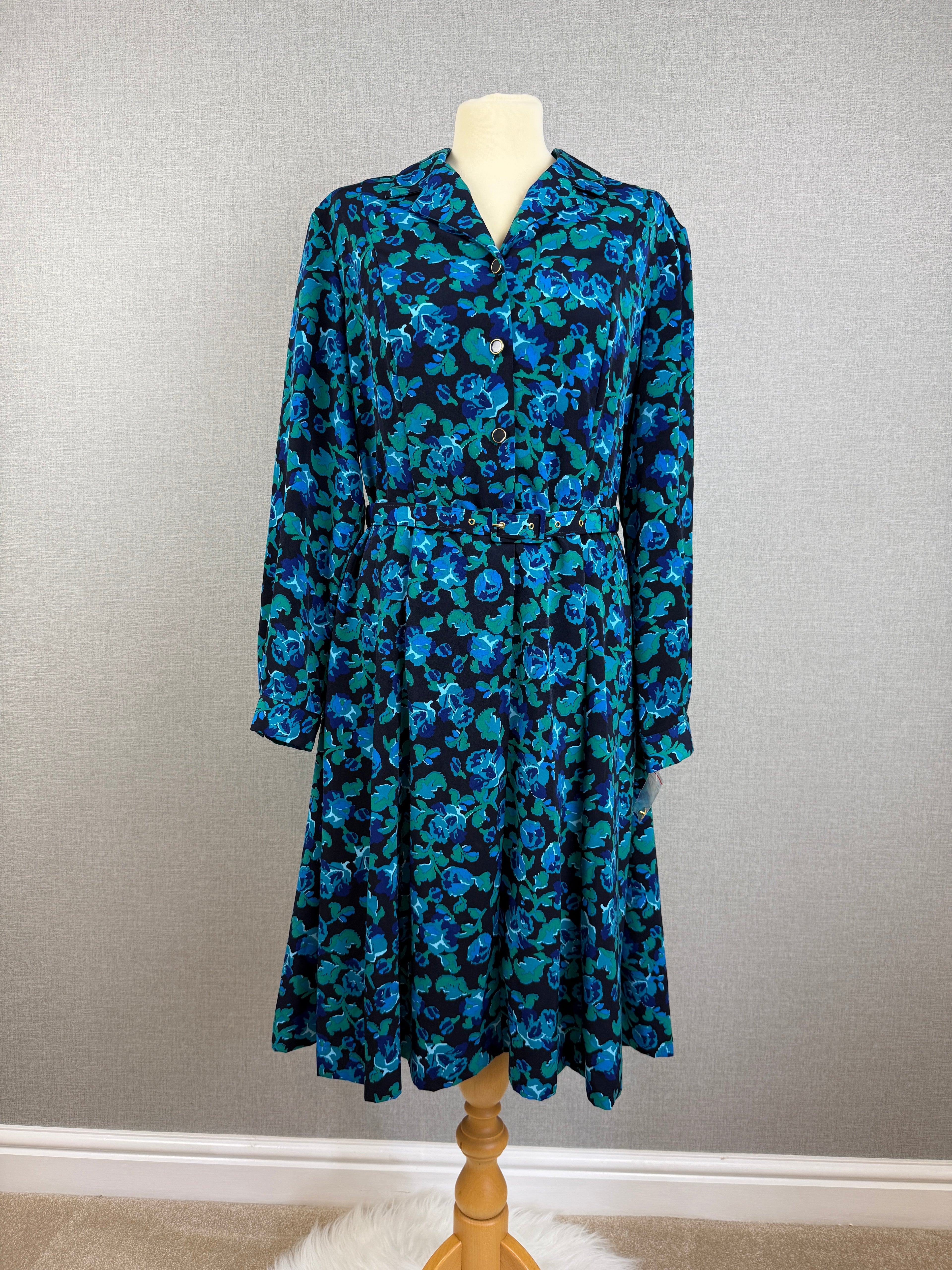 Looking Good Floral Shirt Dress UK16 - Vintage (Unworn)