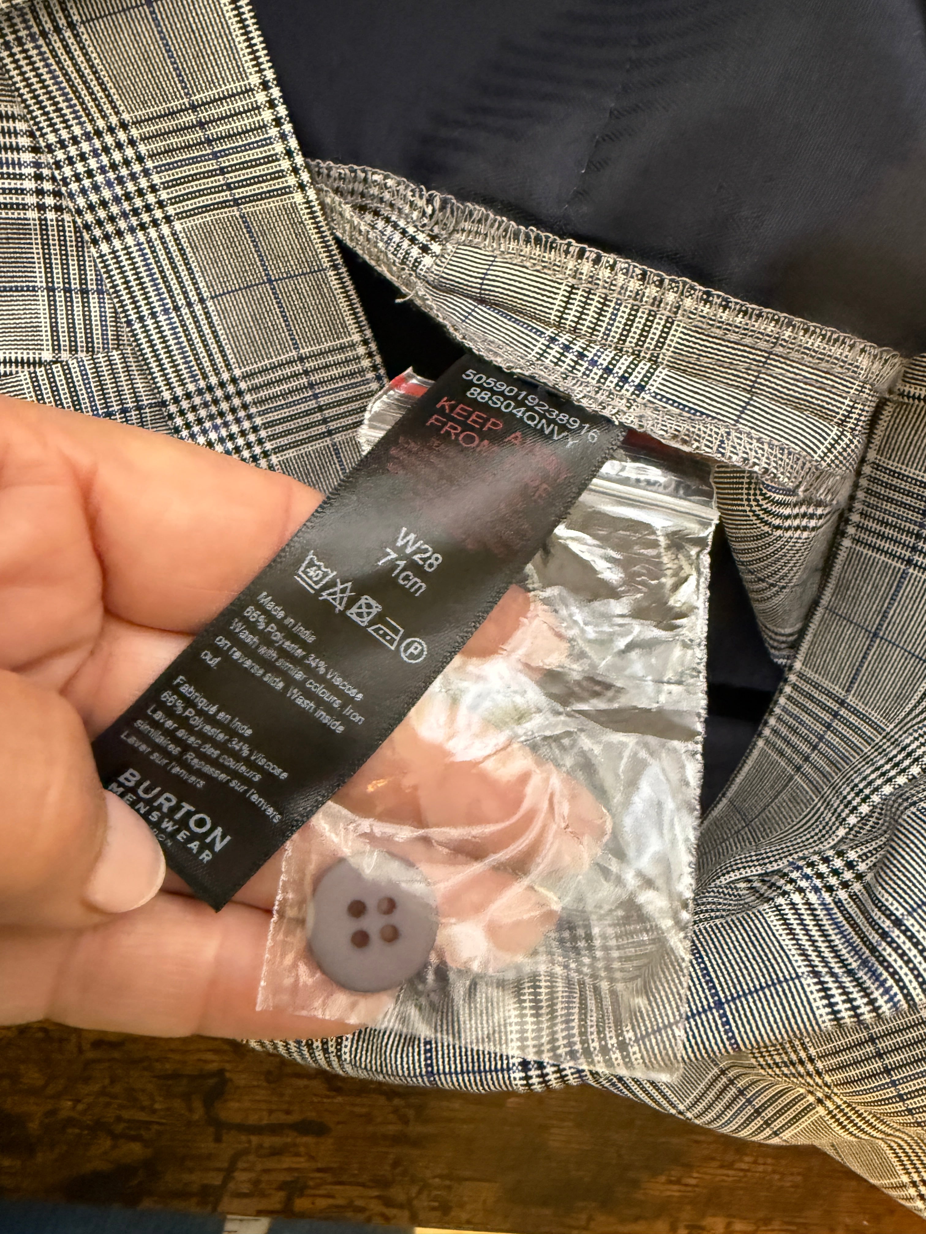 Burton Menswear Grey Check Smart Tailored Shorts W28 BNWT