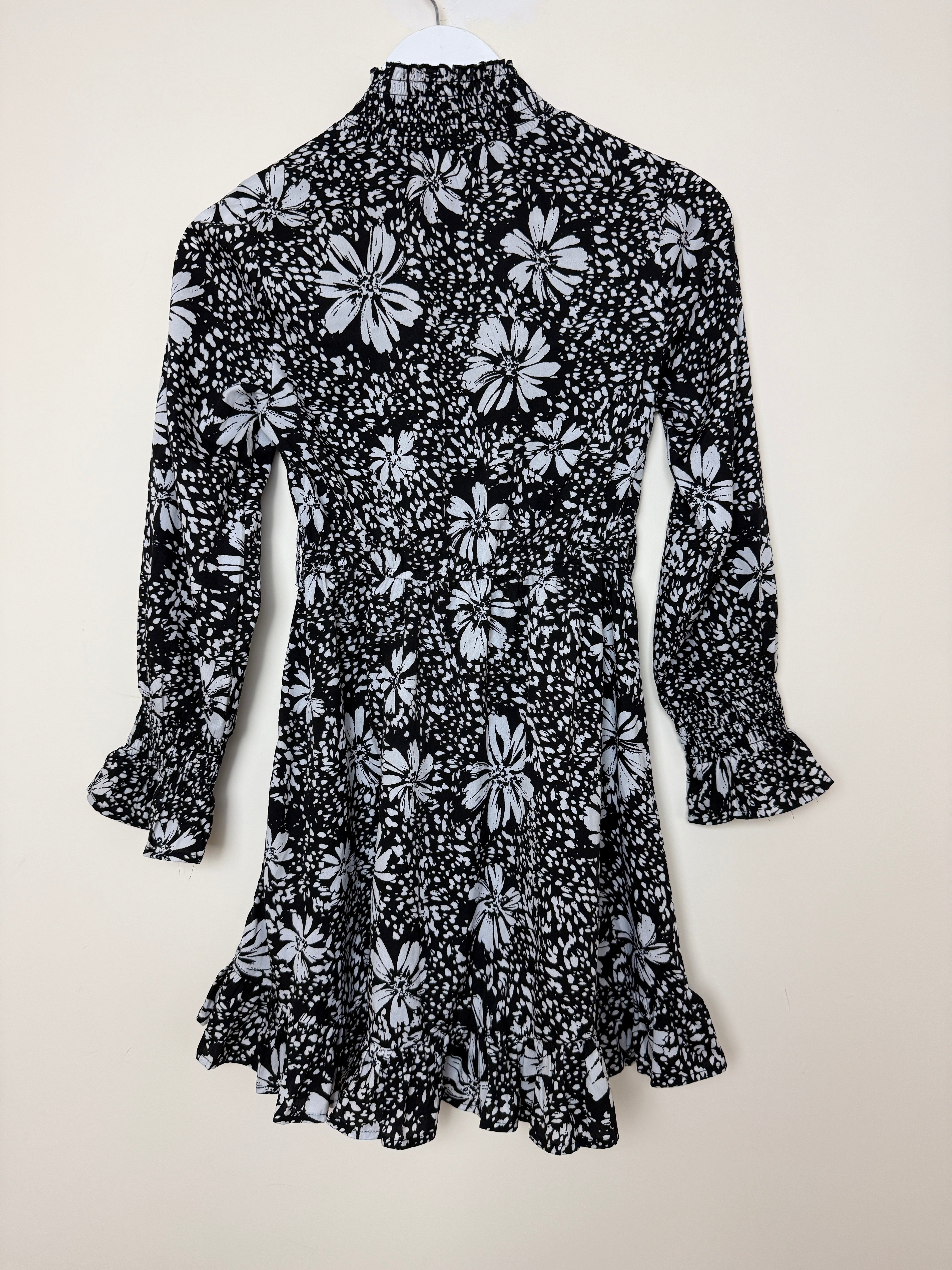 New Look Petite Black White Floral Ruffle Dress Tiered Elastic Waist UK4