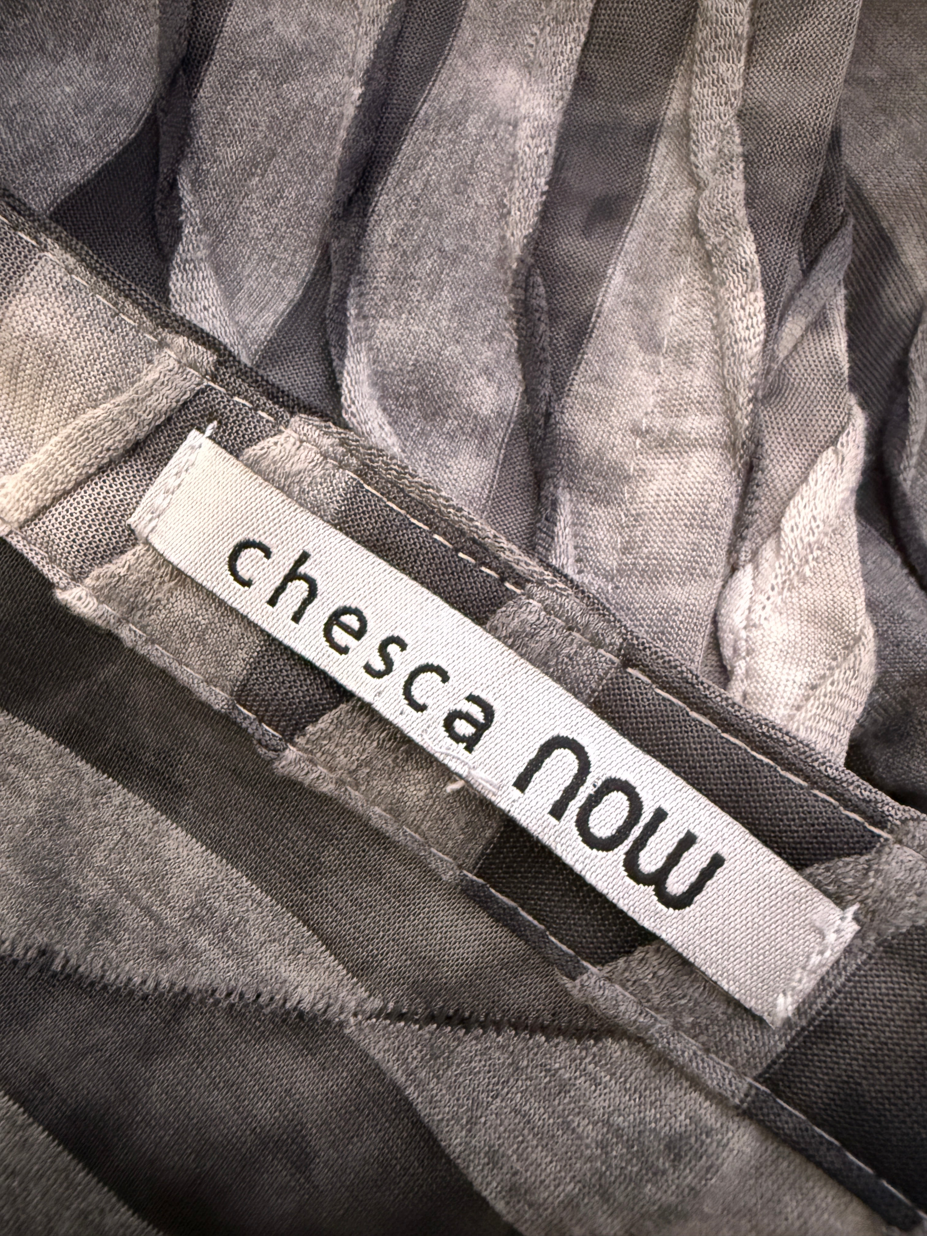 Chesca Now Grey Abstract Stripe Tunic Top One Size – Pre-Loved