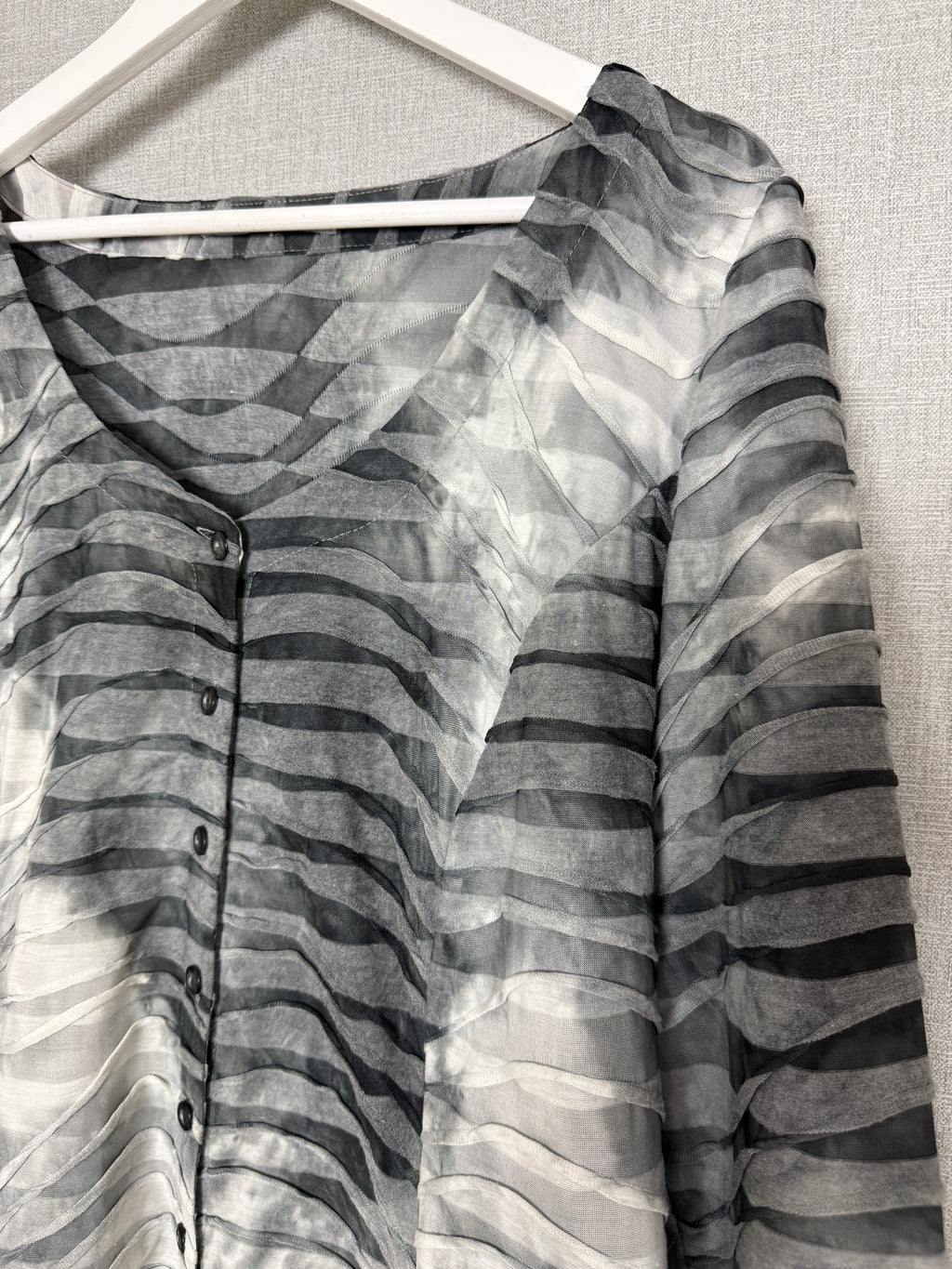 Chesca Now Grey Abstract Stripe Tunic Top One Size – Pre-Loved