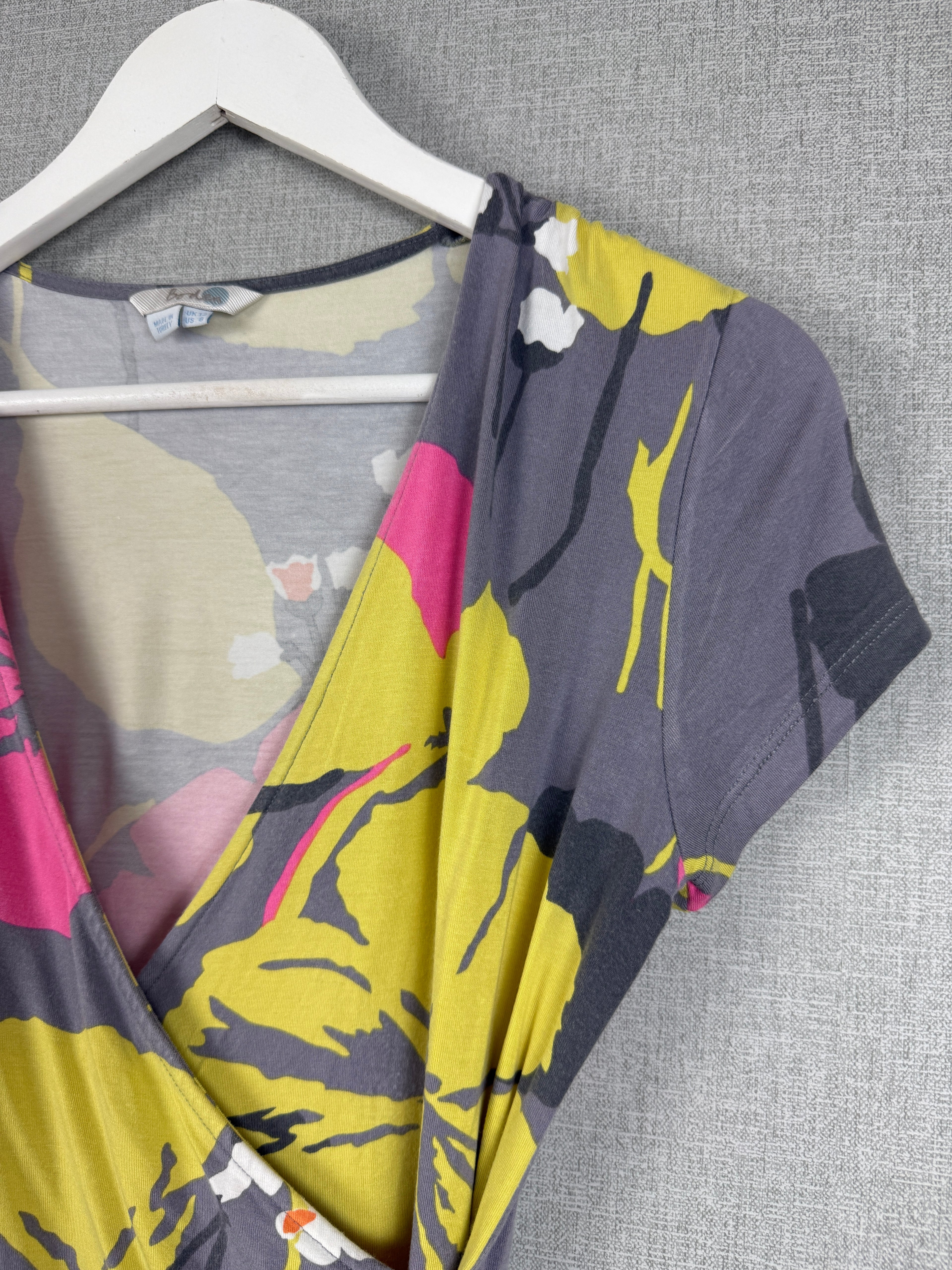 Boden Grey Floral Wrap Top UK 12 – Preloved