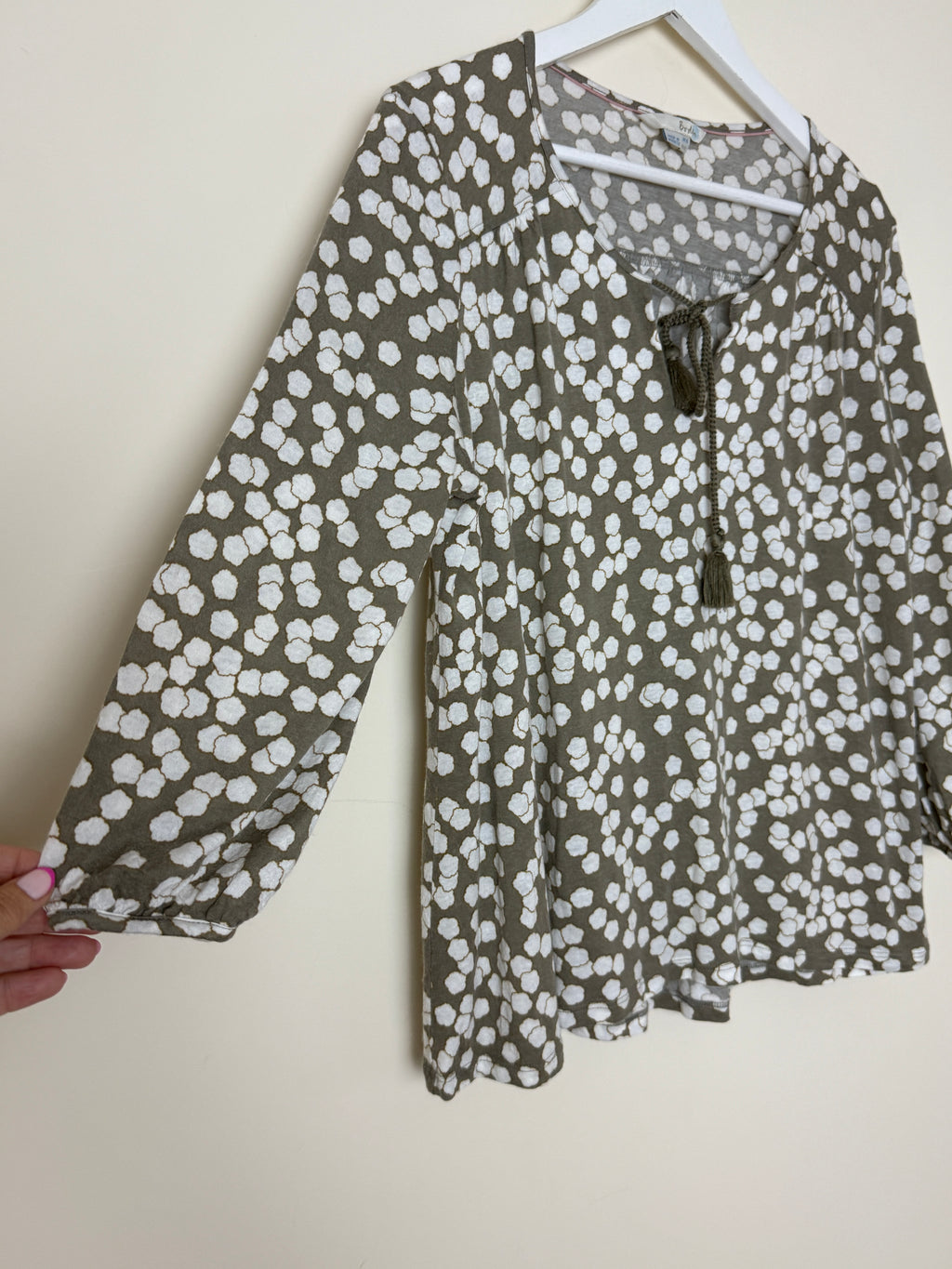 Boden Beige White Spot Print Tassel Tie Top UK 16