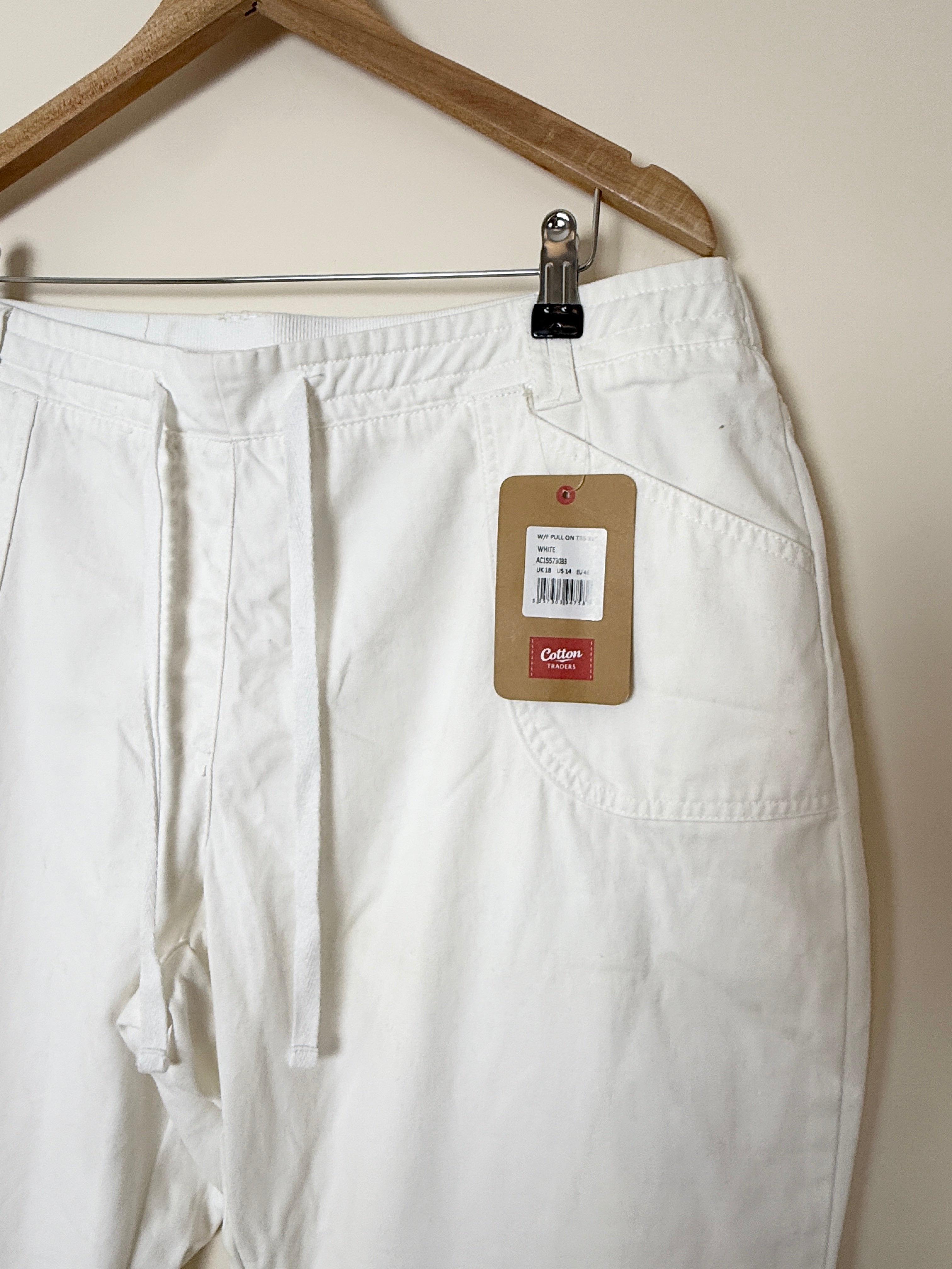 Cotton Traders White Pull On Easy Care Trousers UK18 W38 L31