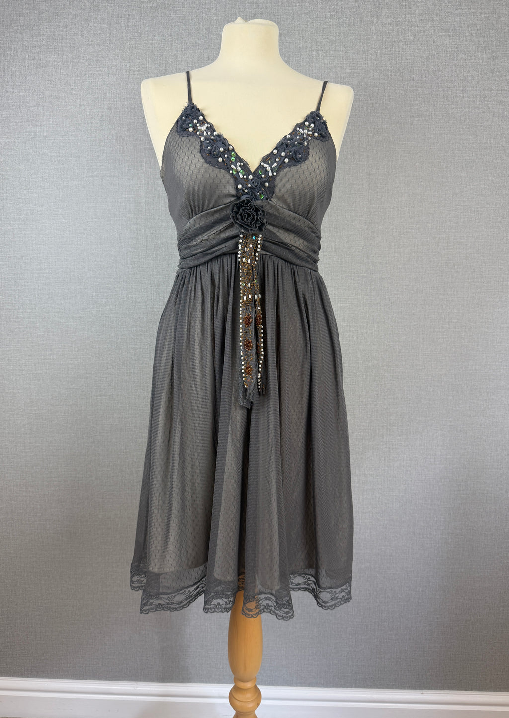 Lipsy Grey Embellished Mesh Midi Dress S/M – Pre-Loved