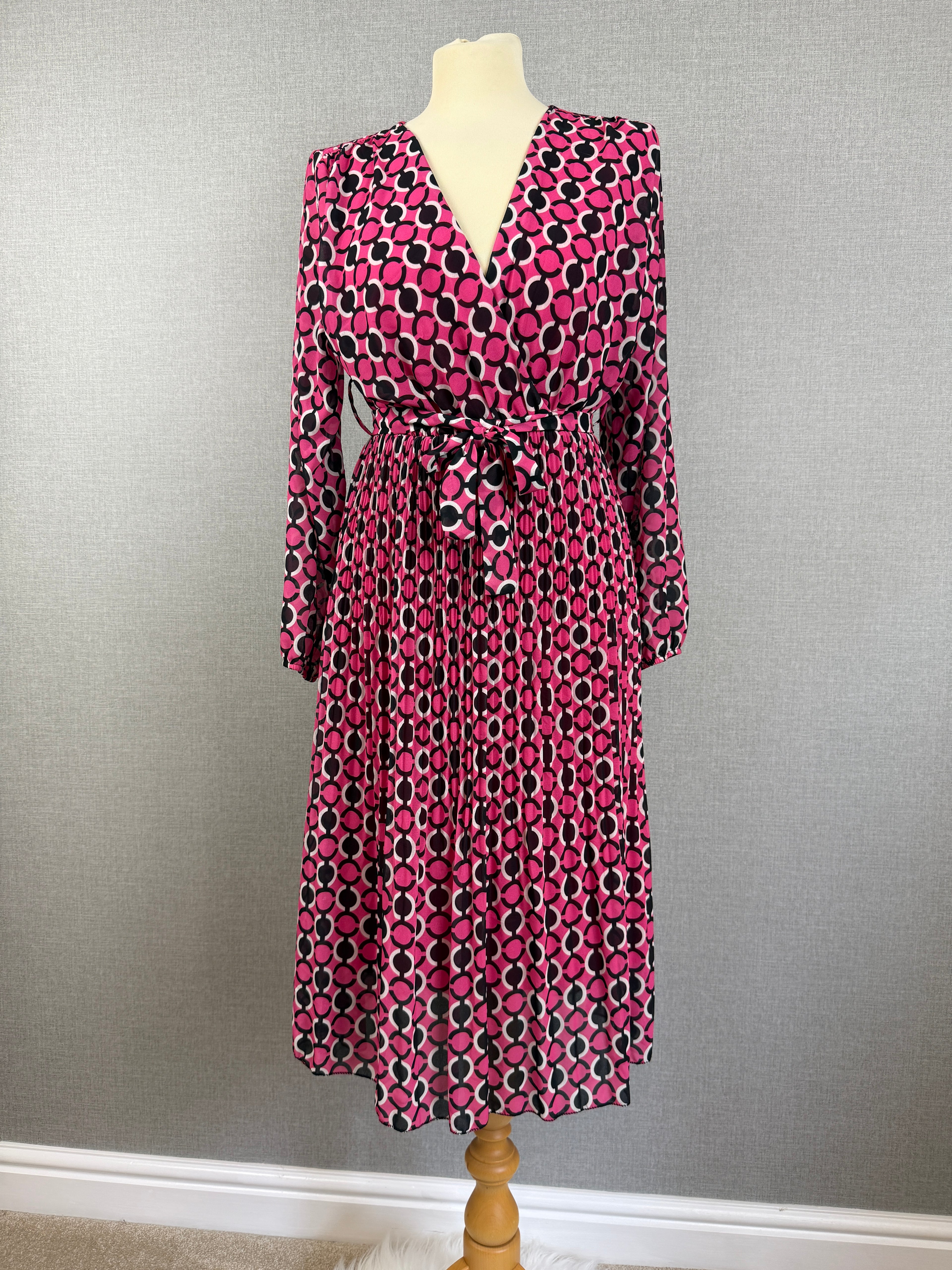 Sugar BaBe Pink Geometric Pleated Midi Dress Made in Italy UK 10 – BNWT