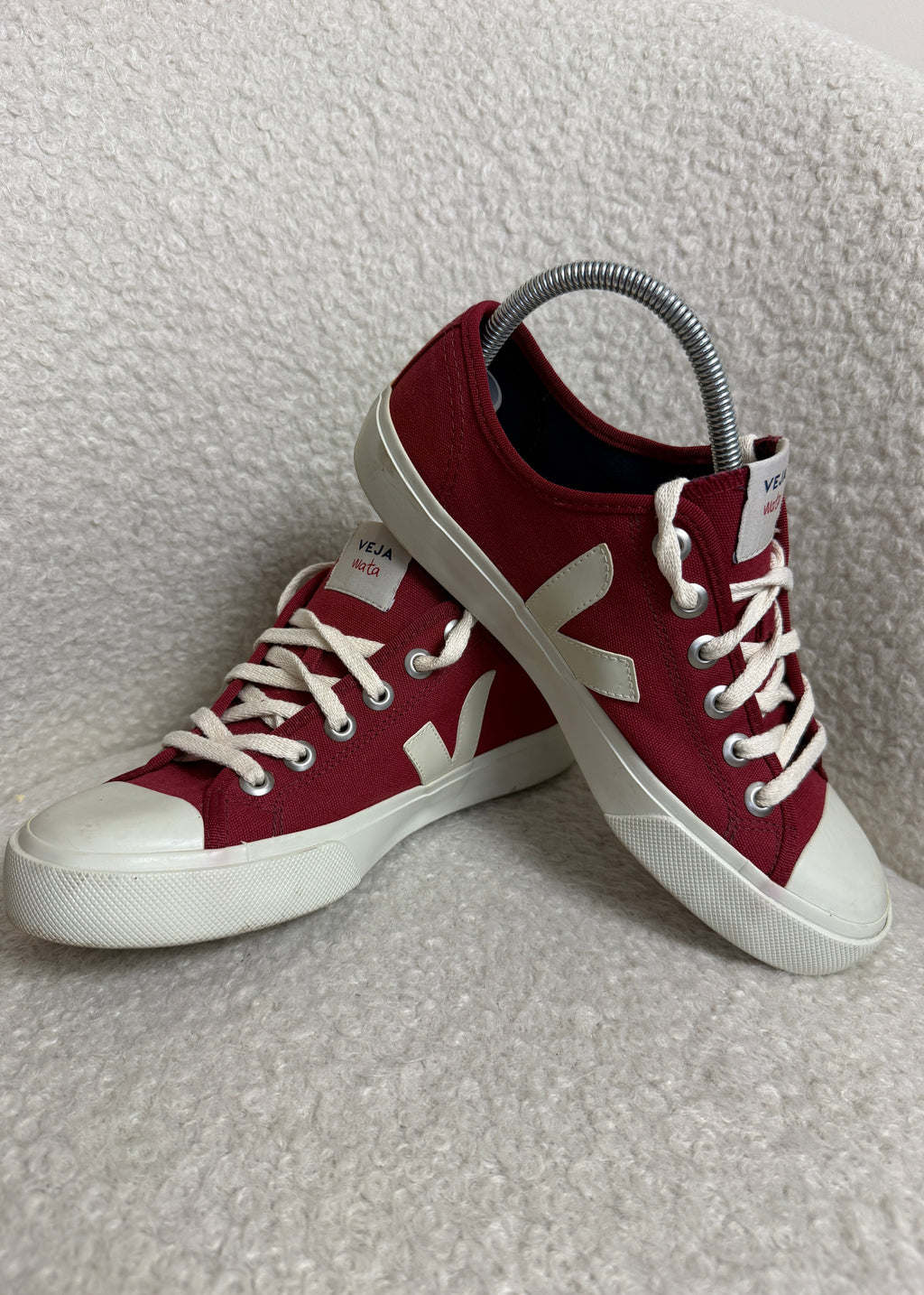 VEJA Wata Burgundy Canvas Trainers UK 7 EU 40 – Preloved