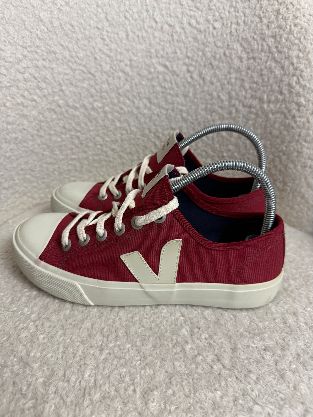 VEJA Wata Burgundy Canvas Trainers UK 7 EU 40 – Preloved