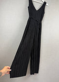Pins & Needles Black Pleated Wide-Leg Cropped Jumpsuit Size S - Pre-loved
