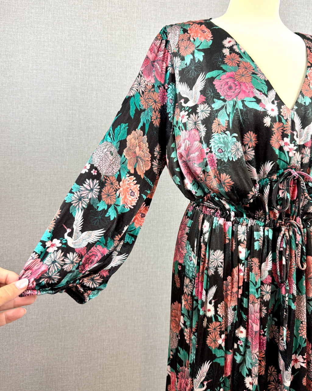 Monsoon Black Floral Crane Print Midi Dress – UK 20 - Pre-loved