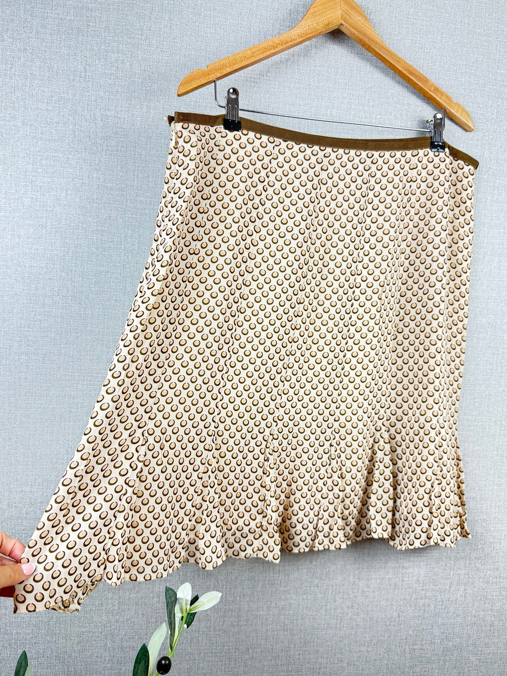 M&S Beige Brown Patterned Asymmetric Flared Skirt UK 18 – Pre-Loved