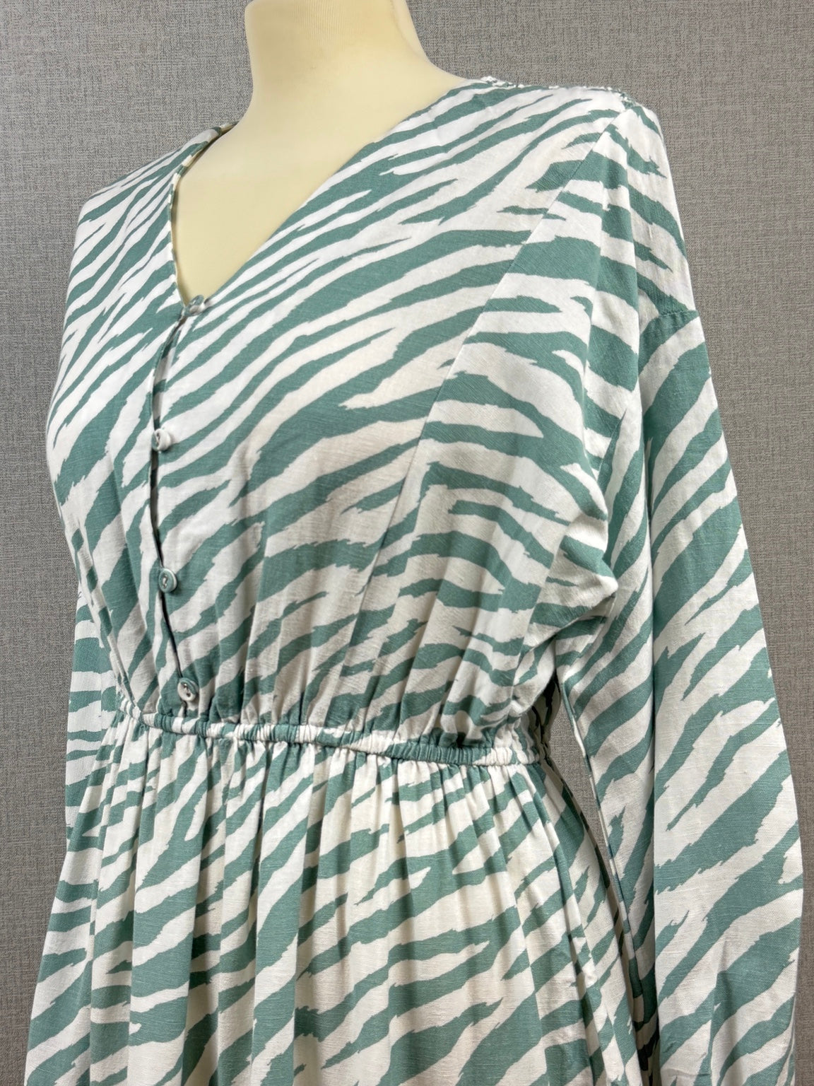 Next Green & White Zebra Print Tiered Midi Dress UK 10 - Pre-loved