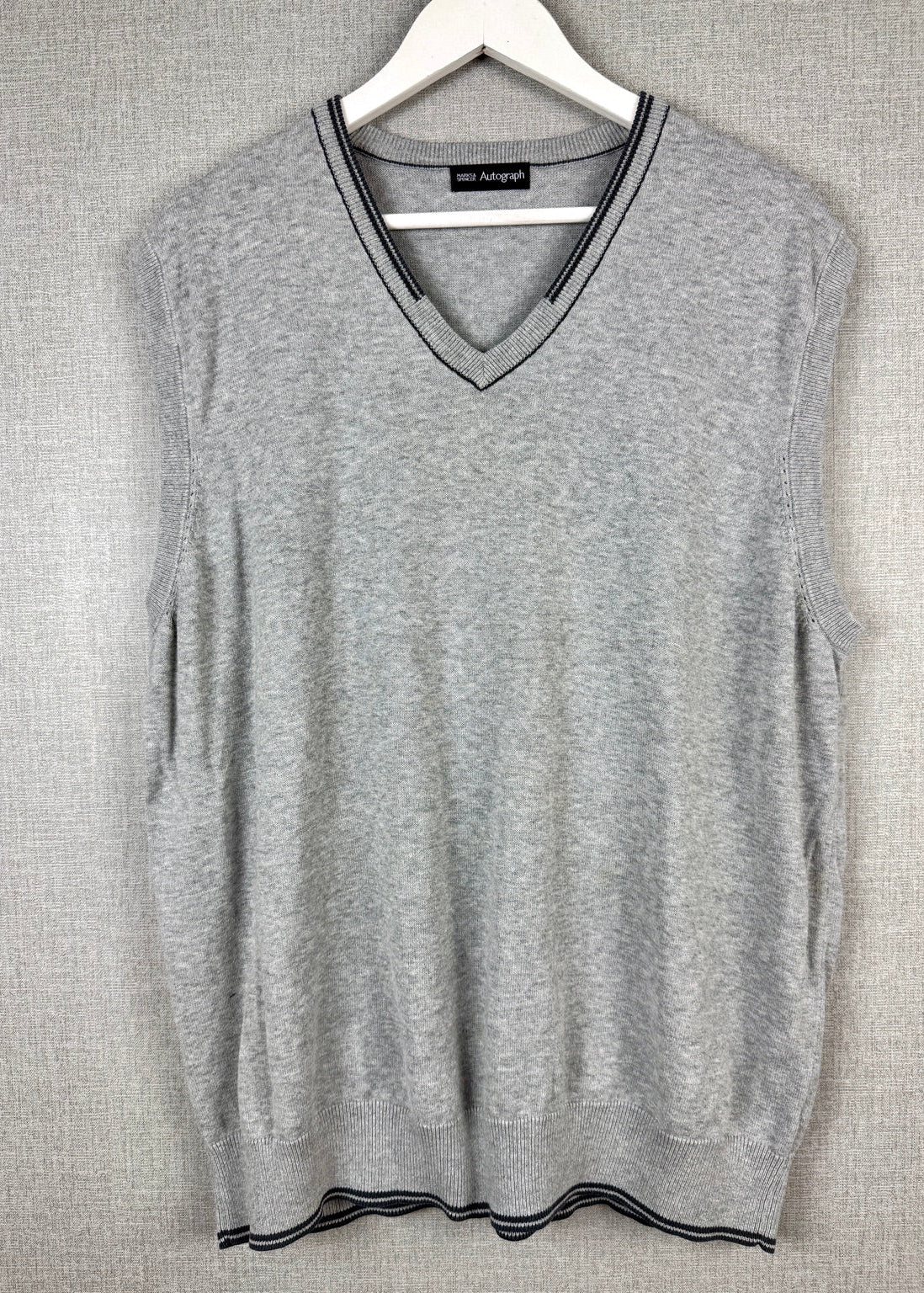 M&S Autograph Men's V-Neck Sleeveless Jumper Vest Light Grey XL - Pre-loved