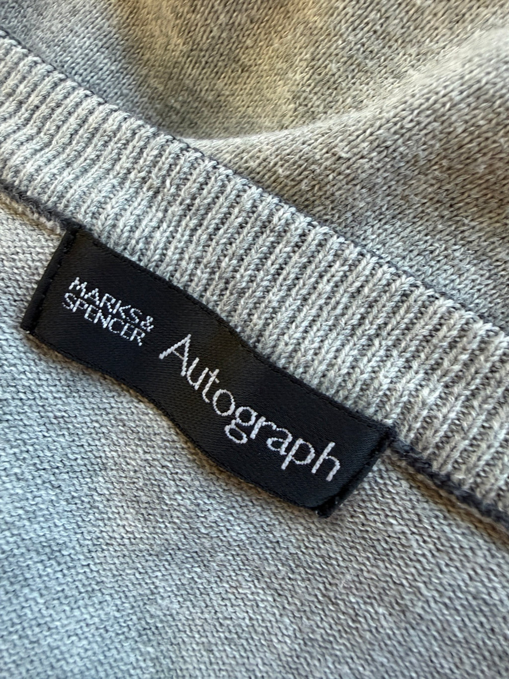 M&S Autograph Men's V-Neck Sleeveless Jumper Vest Light Grey XL - Pre-loved